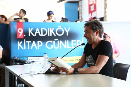 Kadıköy Belediyesi’nin Haydarpaşa Garı’nda düzenlediği 9. Kitap Günleri’ni ilk gün 19 bin kişi ziyaret etti