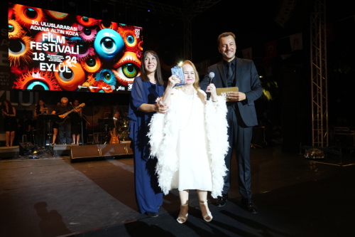 Uluslararası Adana Altın Koza Film Festivali’nde Emek Ödülleri Verildi